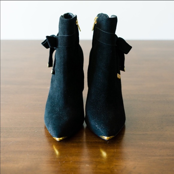 Ted Baker Black Suede Bow Heeled Boots - Picture 2 of 5